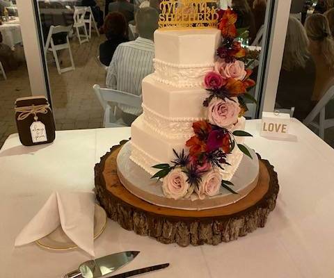 Glenmark Farm Wedding Cake