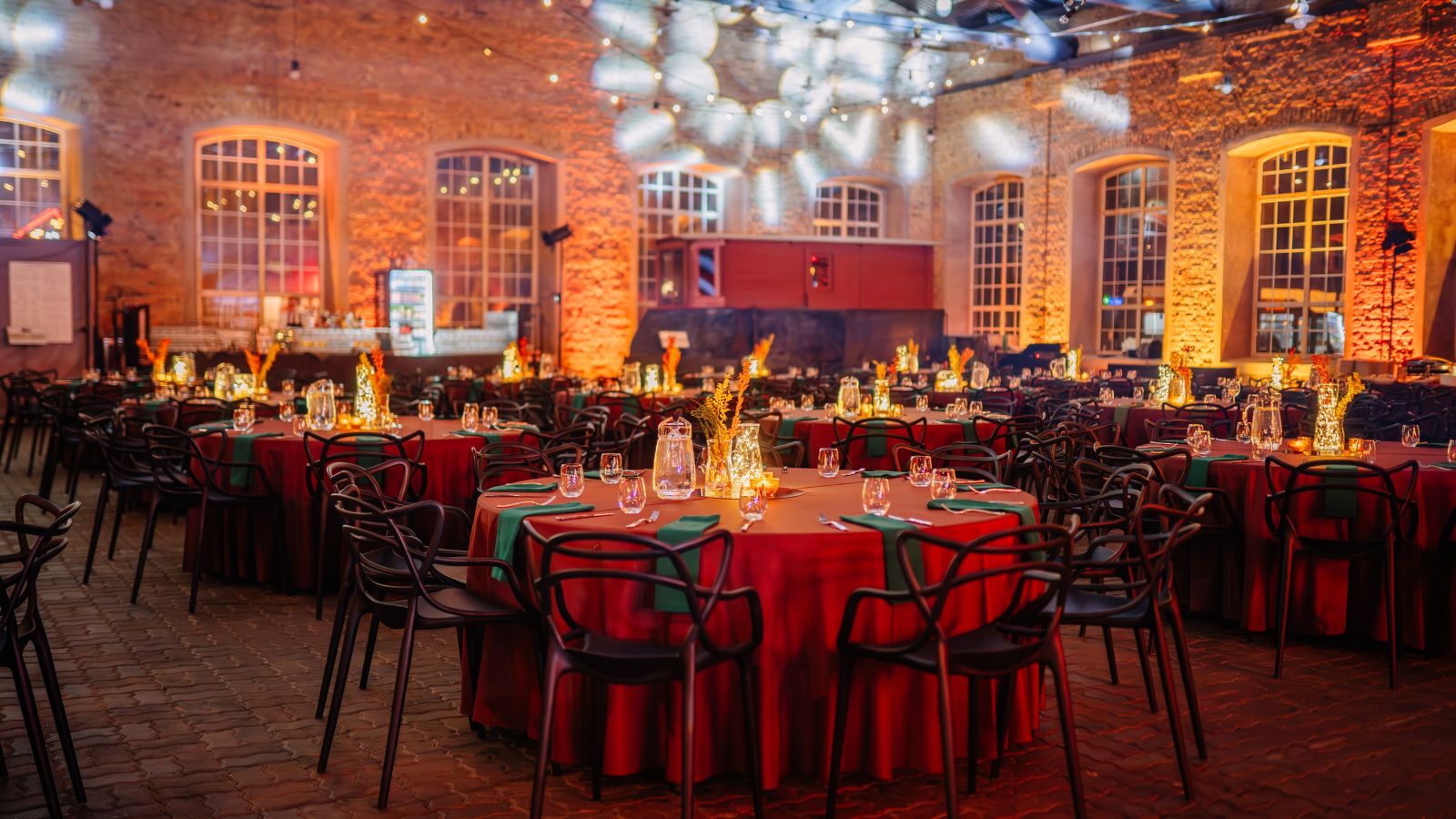 The Art of Themed Gala Dinners: Innovative Ideas for 2026