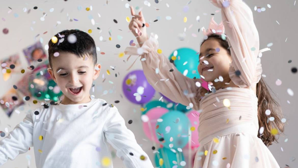 How to Host a Kid-Friendly Summer Event at a Large Catering Venue